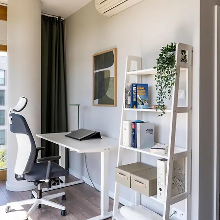 Prestige - 86m2, Two-level Loft, Parking - By Rentujemy Warschau