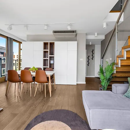 Apartment Prestige - 86m2, Two-level Loft, Parking - By Rentujemy *