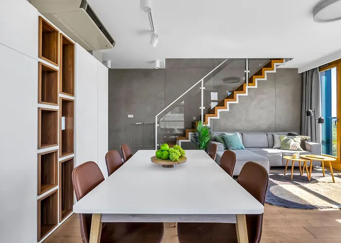 Apartment Prestige - 86m2, Two-level Loft, Parking - By Rentujemy *