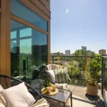 Prestige - 86m2, Two-level Loft, Parking - By Rentujemy Βαρσοβία
